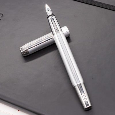 Pelikan Pura P40 Fountain Pen - Silver chrome