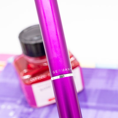 Pelikan Pura P40 Fountain Pen - Violet german