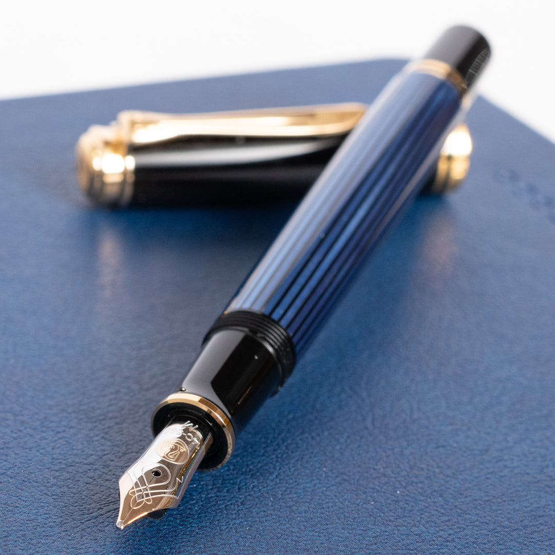Pelikan Souveran M400 Fountain Pen - Black & Blue – Truphae