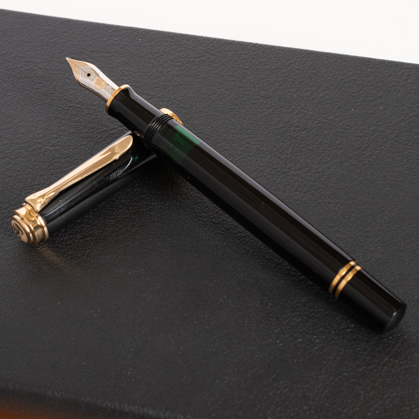 Pelikan Souveran M400 Black Fountain Pen Classic