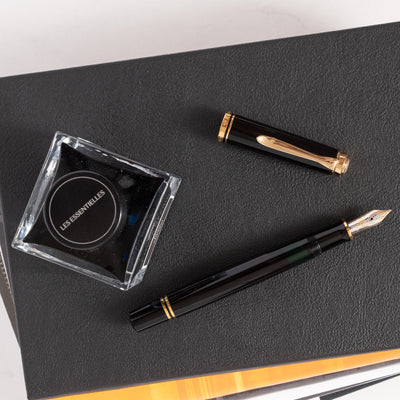 Pelikan Souveran M400 Black Fountain Pen Piston Filled