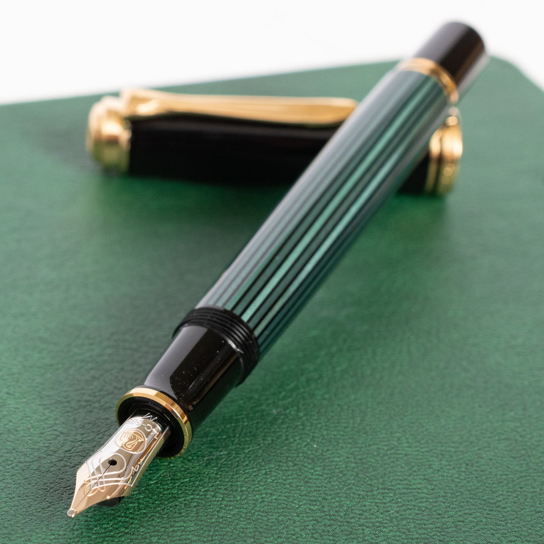Pelikan Souveran M400 Fountain Pen - Black & Green – Truphae