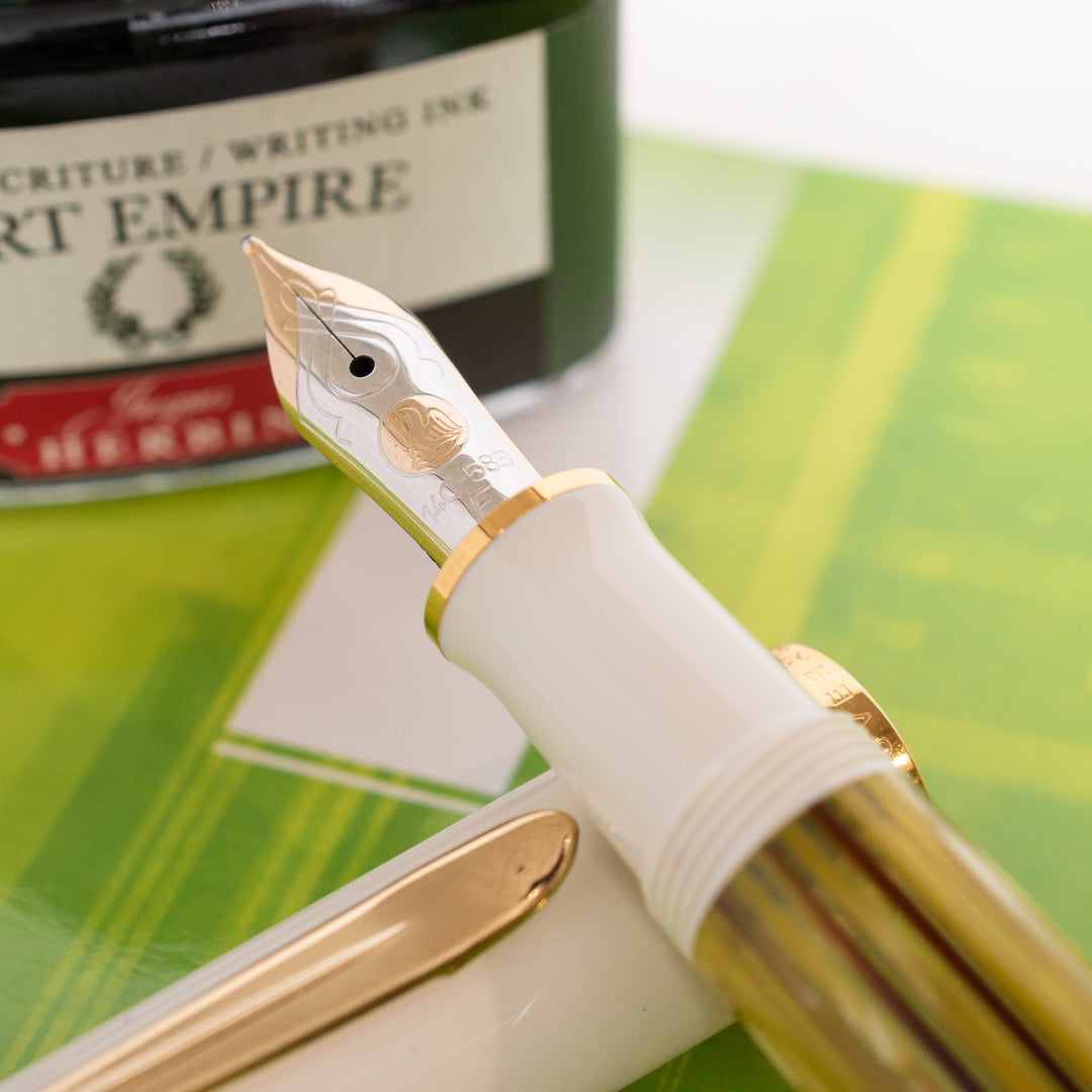 Pelikan Souveran M400 Fountain Pen Tortoise Shell White – Truphae