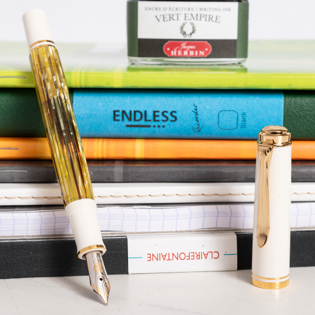 Pelikan 万年筆　M400 白　14C 583 EF Pelikan Souveran M400 Fountain pen - Tortoise-Shell – Atlas