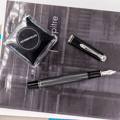 Pelikan Souveran M405 Stresemann Fountain Pen piston filled