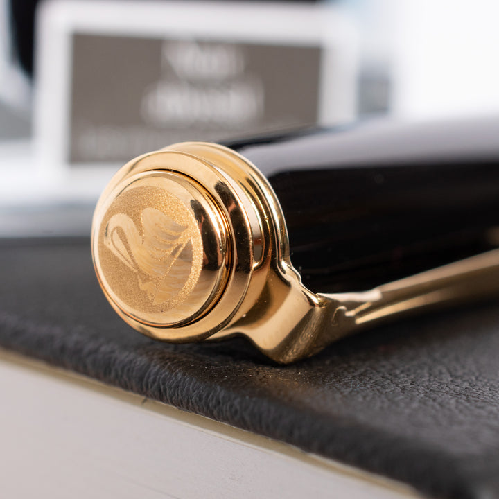 Pelikan Souveran M600 Black Fountain Pen - 14k Gold Nib – Truphae