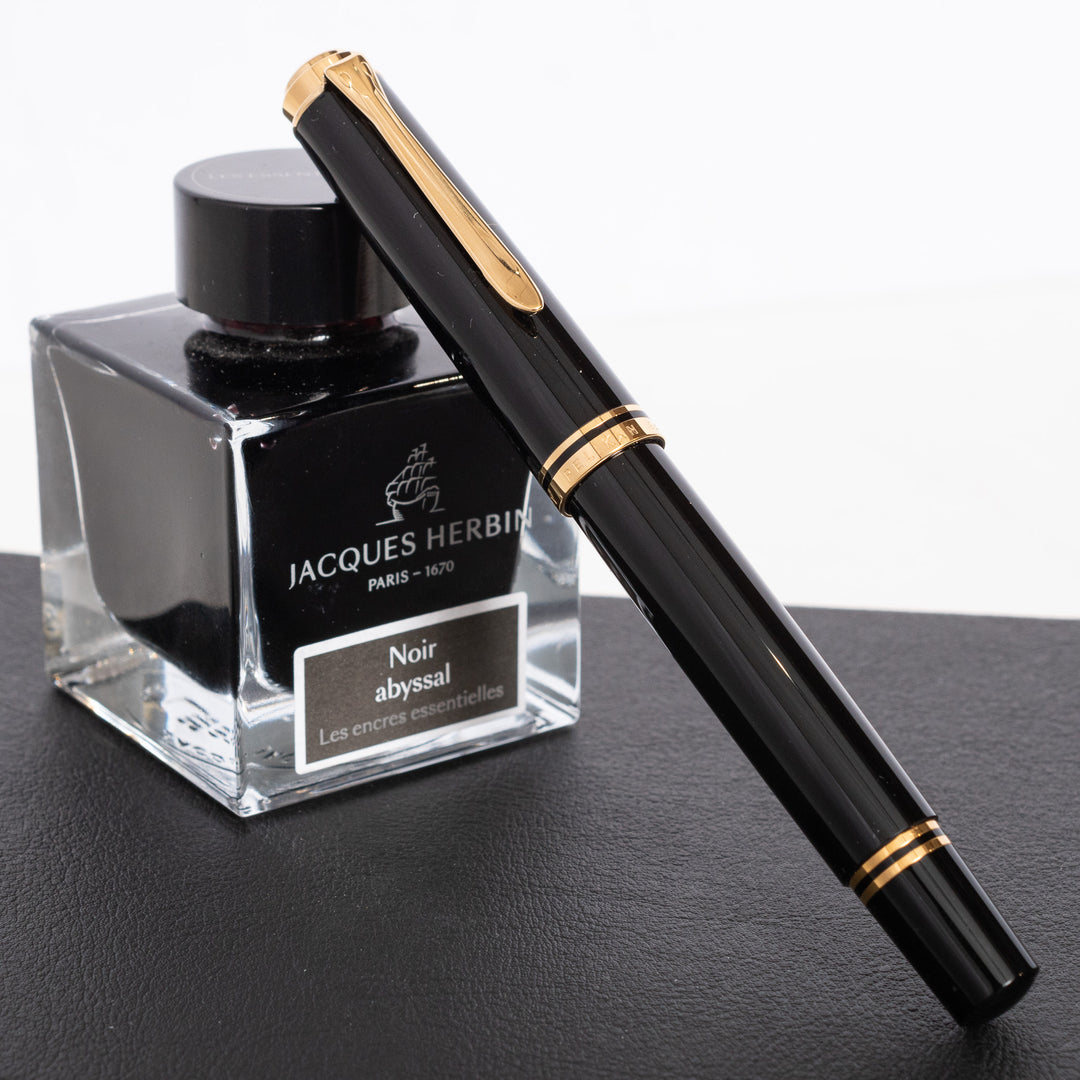 Pelikan Souveran M600 Black Fountain Pen - 14k Gold Nib – Truphae