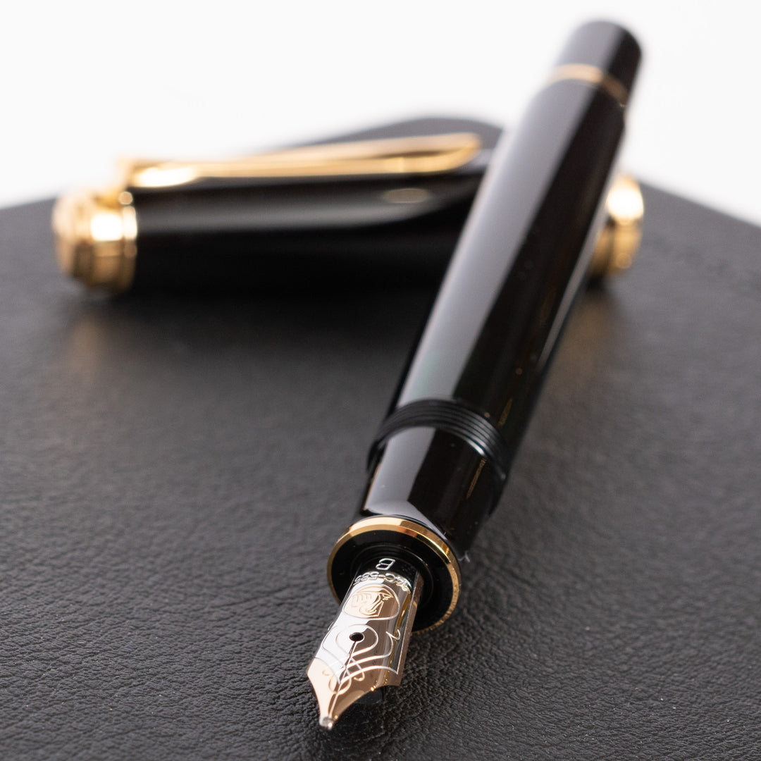 Pelikan Souveran M600 Black Fountain Pen - 14k Gold Nib – Truphae