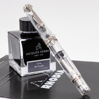 Pelikan Souveran M805 Demonstrator Engraved Fountain Pen capped