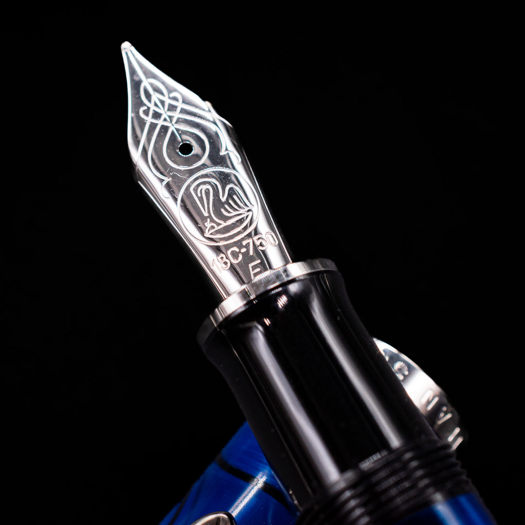 Pelikan Souveran M805 Blue Dunes Fountain Pen | 18k Nib – Truphae