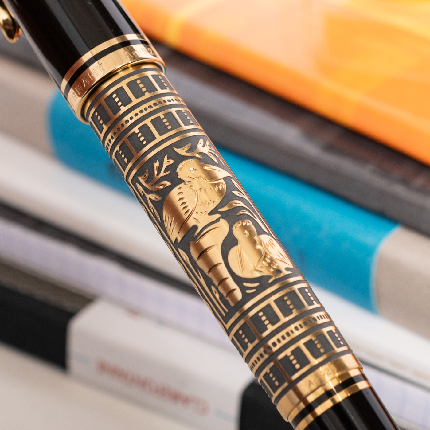 Pelikan Souveran M900 Special Edition Toledo Fountain Pen Hand Engraved