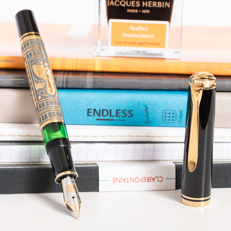 Pelikan Toledo M900 Special Edition Fountain Pen - 18k Nib – Truphae