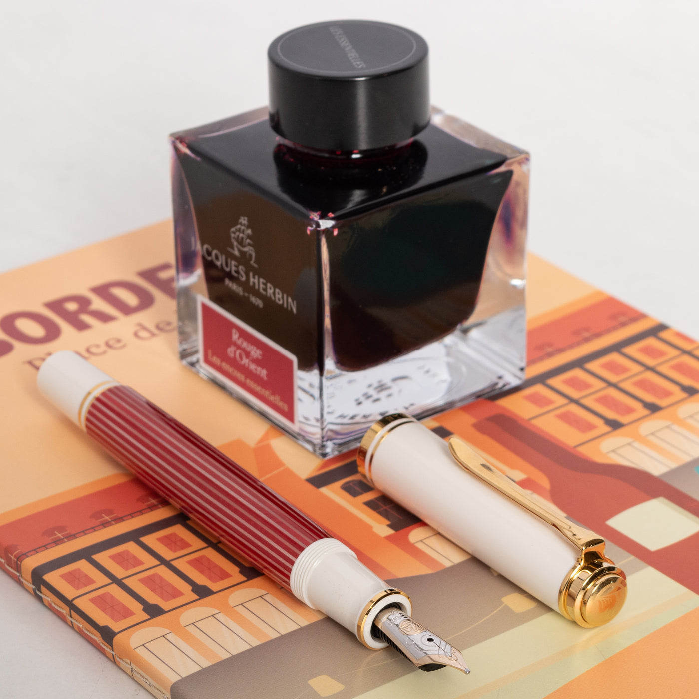 Pelikan Souveran Special Edition M600 Red White Fountain Pen 2023