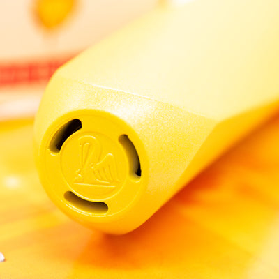 Pelikan Twist Fountain Pen - Bright Sunshine cap top