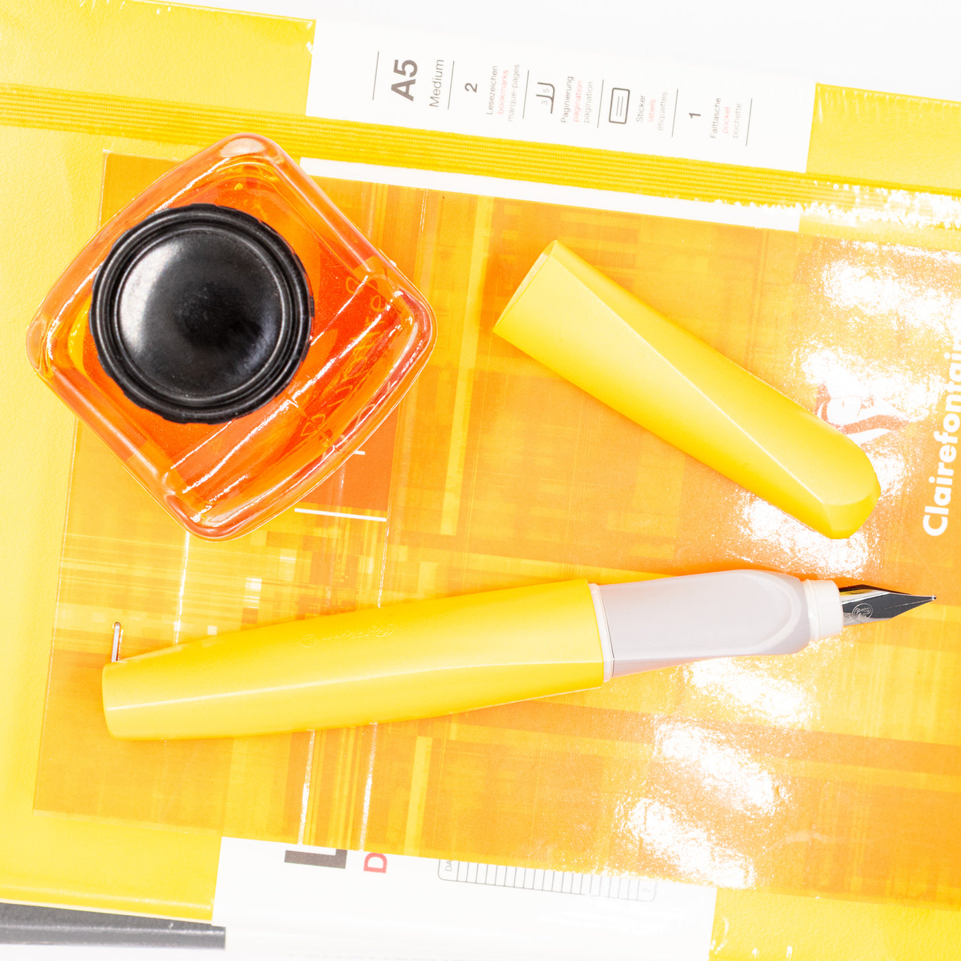 Pelikan Twist Fountain Pen - Bright Sunshine grey grip