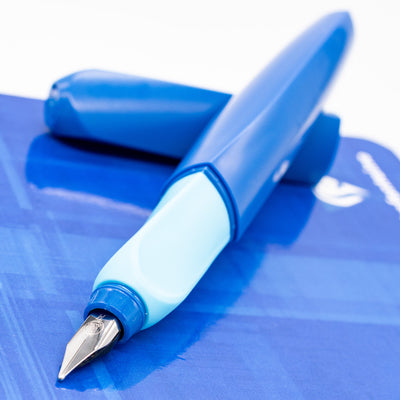 Pelikan Twist Fountain Pen - Deep Blue uncapped