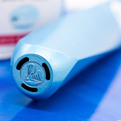 Pelikan Twist Fountain Pen - Frosted Blue cap top