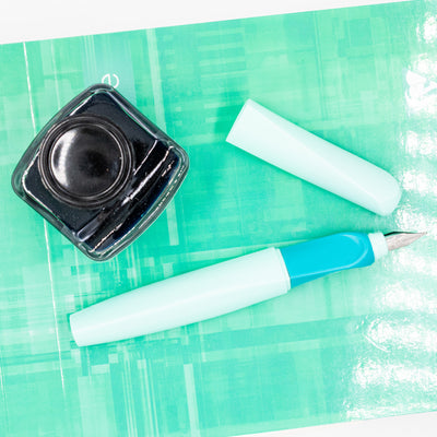 Pelikan Twist Fountain Pen - Neo Mint new