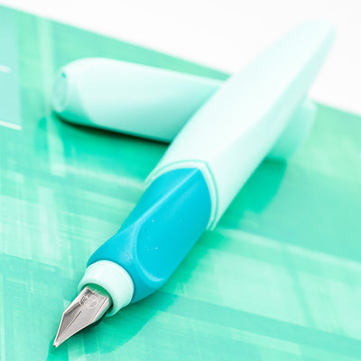 Pelikan Twist Fountain Pen - Neo Mint uncapped
