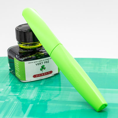 Pelikan Twist Fountain Pen - Neon Green capped