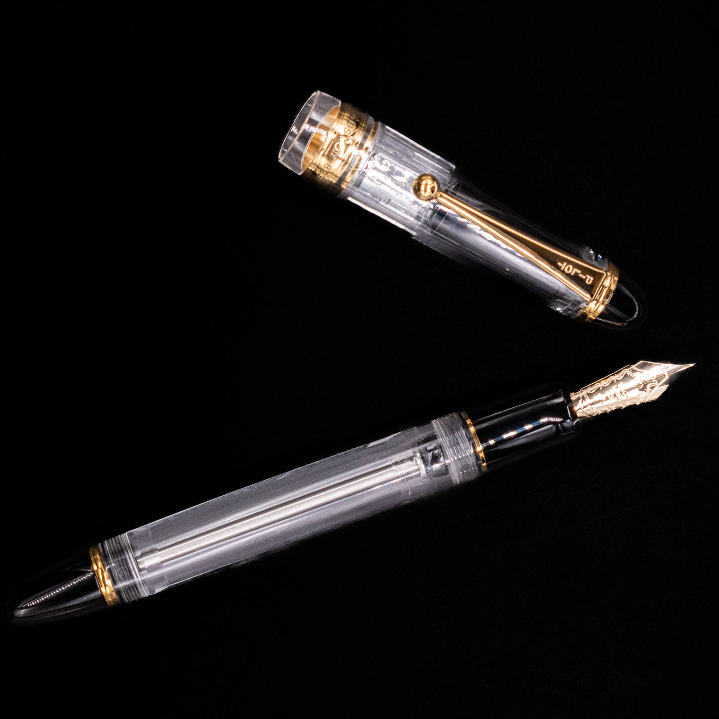 An overhead view of the Pilot Custom 823 Fountain Pen - Clear uncapped.