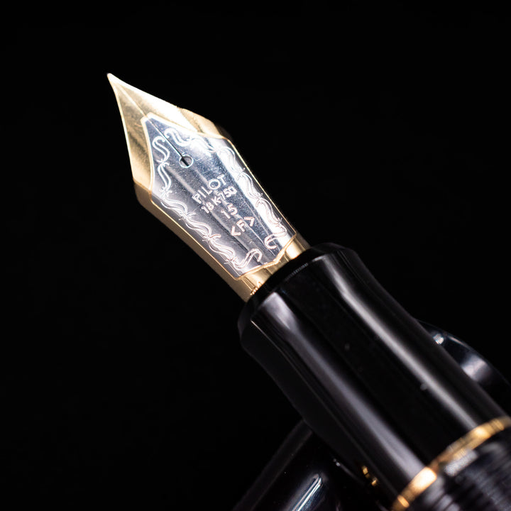 Pilot Custom 845 Black Urushi Fountain Pen | 18k Gold Nib – Truphae