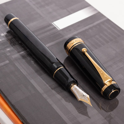 Pilot Custom Urushi Black Fountain Pen Gold Trim