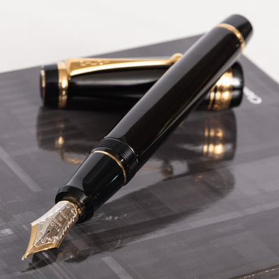 Pilot Custom Urushi Black Fountain Pen Uncapped