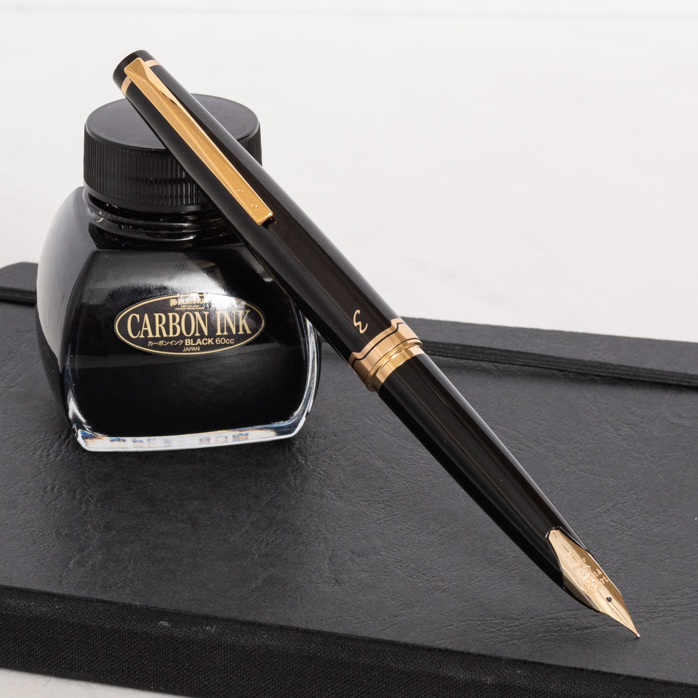 Pilot E95S Black & Gold Fountain Pen compact