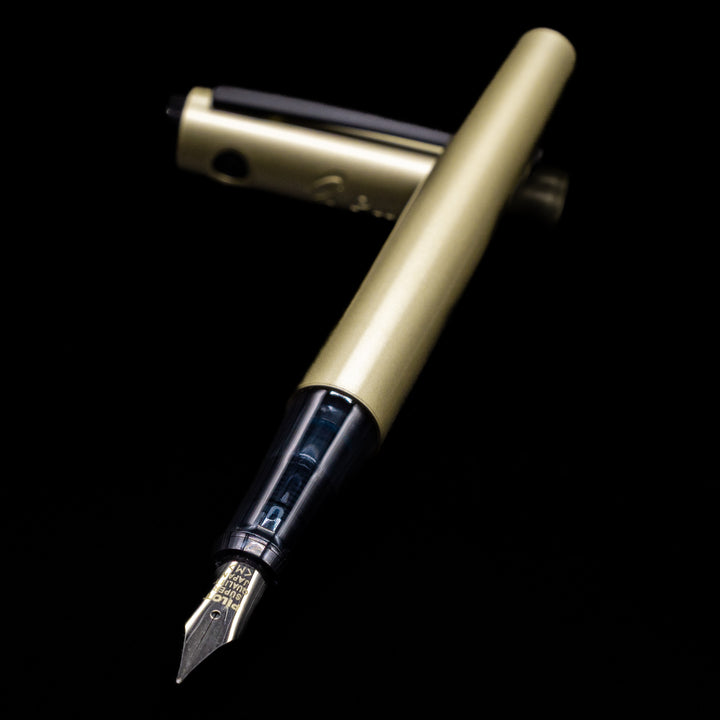 ⓋPILOT　万年筆　18K Pilot Explorer Fountain Pen - Gold | Fine or Medium Nib – Truphae
