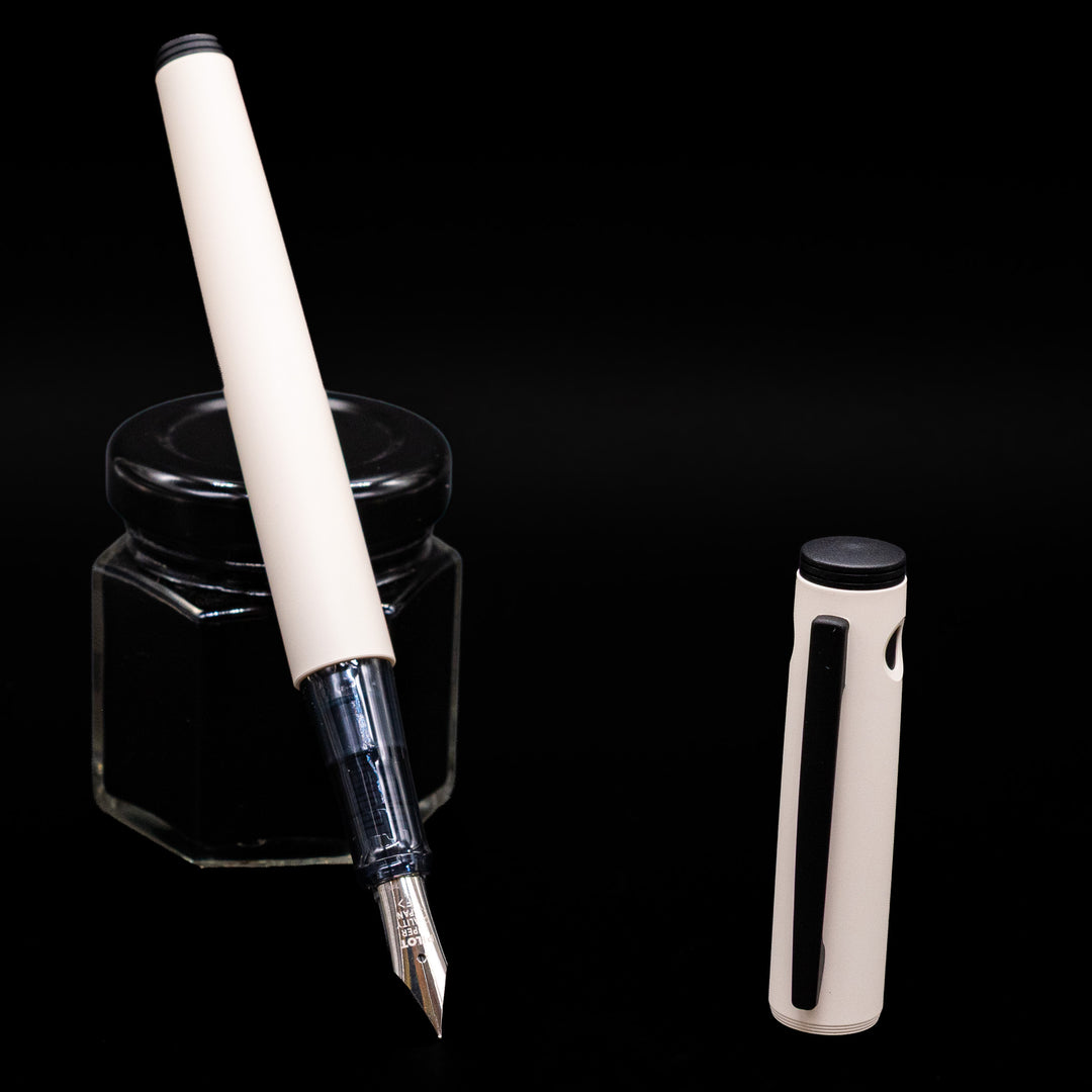 Pilot Explorer Fountain Pen - Ivory Matte – Truphae