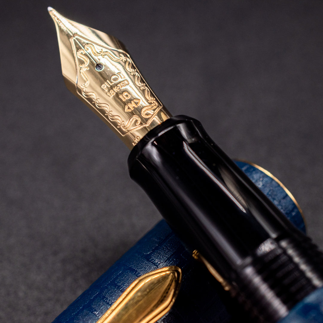 Pilot Ishime Fountain Pen - Navy Blue | 14k Gold Nib – Truphae