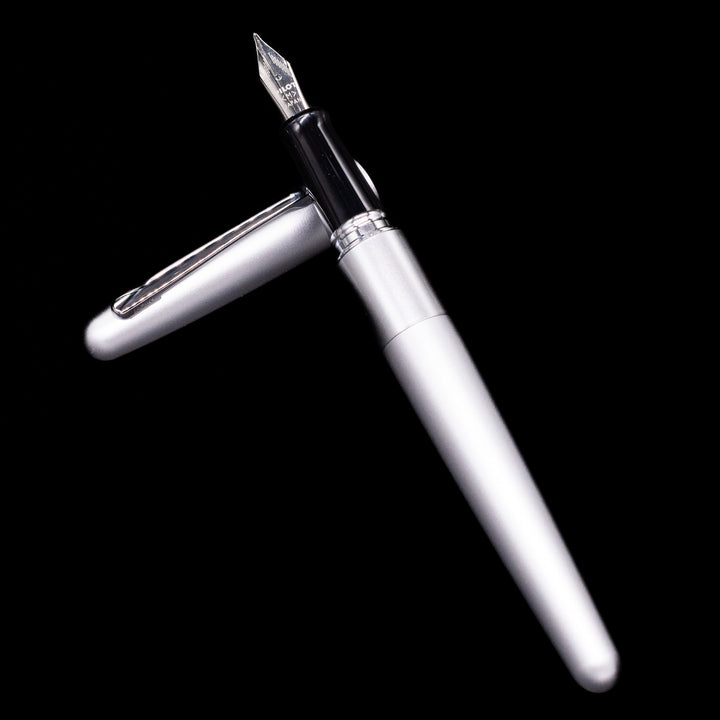 Pilot Metropolitan Fountain Pen - Plain Silver, Fine Nib – Truphae