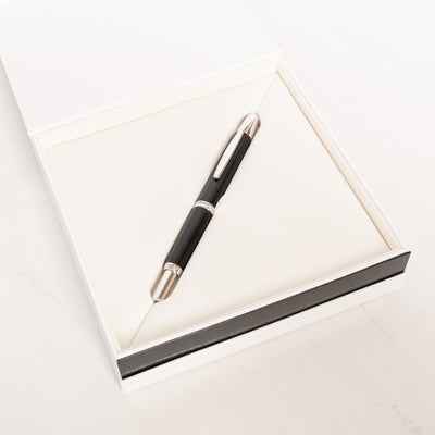 Pilot Vanishing Point Limited Edition 2016 Guilloche Fountain Pen black
