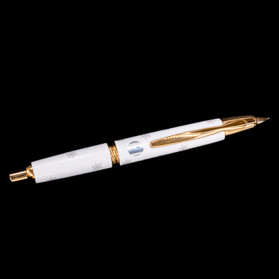 An overhead view of the Pilot Vanishing Point Limited Edition Fountain Pen - Disney 100 Mickey Mouse activated.
