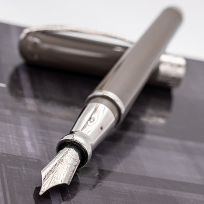 Pineider Avatar Glossy Fountain Pen - Stone Grey Uncapped