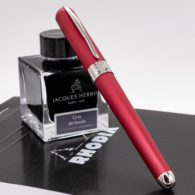 Pineider Avatar UR Art Fountain Pen - Cherry Red capped