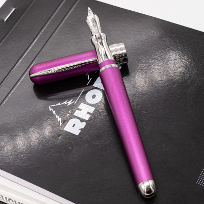 Pineider Avatar UR Art Fountain Pen - Violet purple