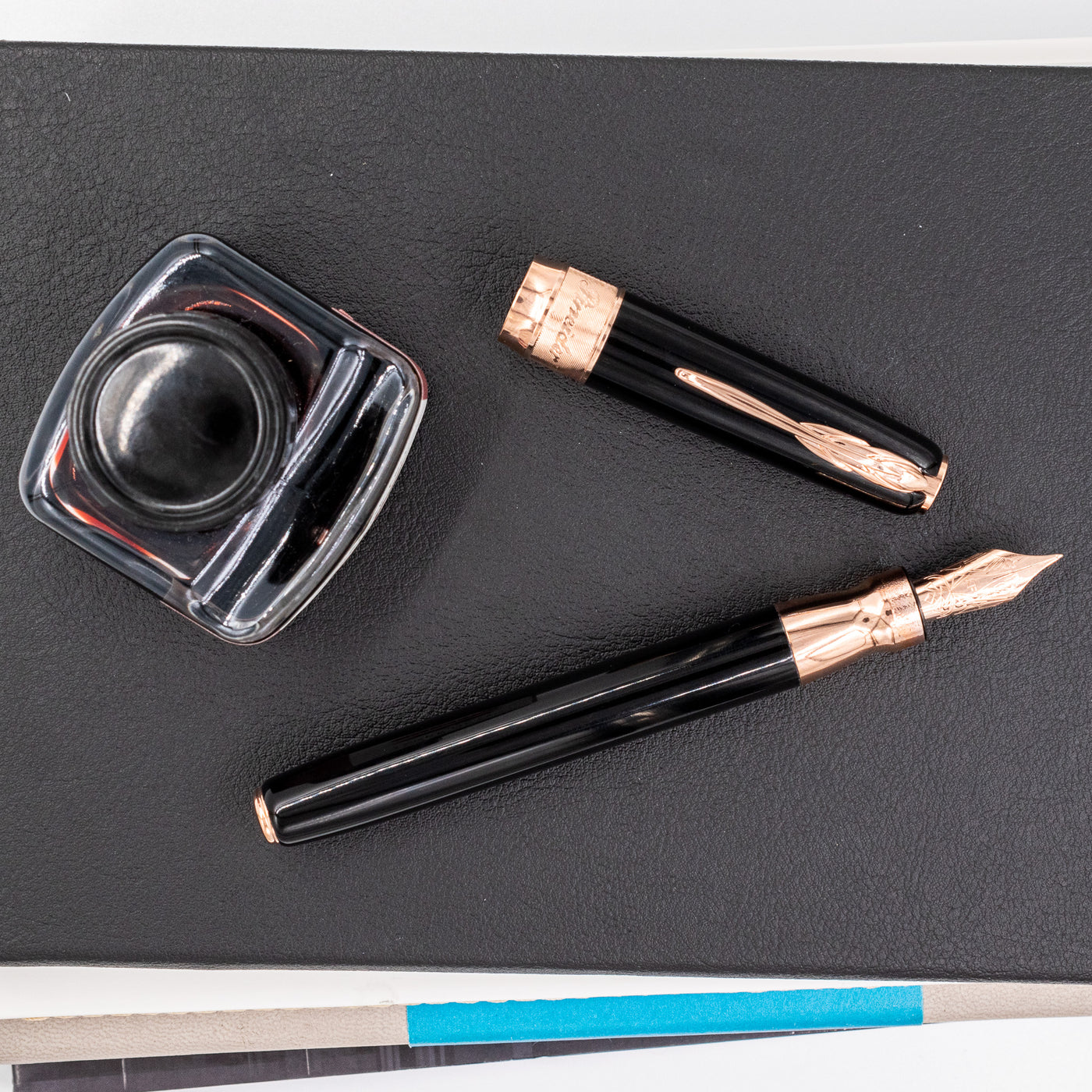 Pineider Classic Fountain Pen - Black & Rose Gold italy