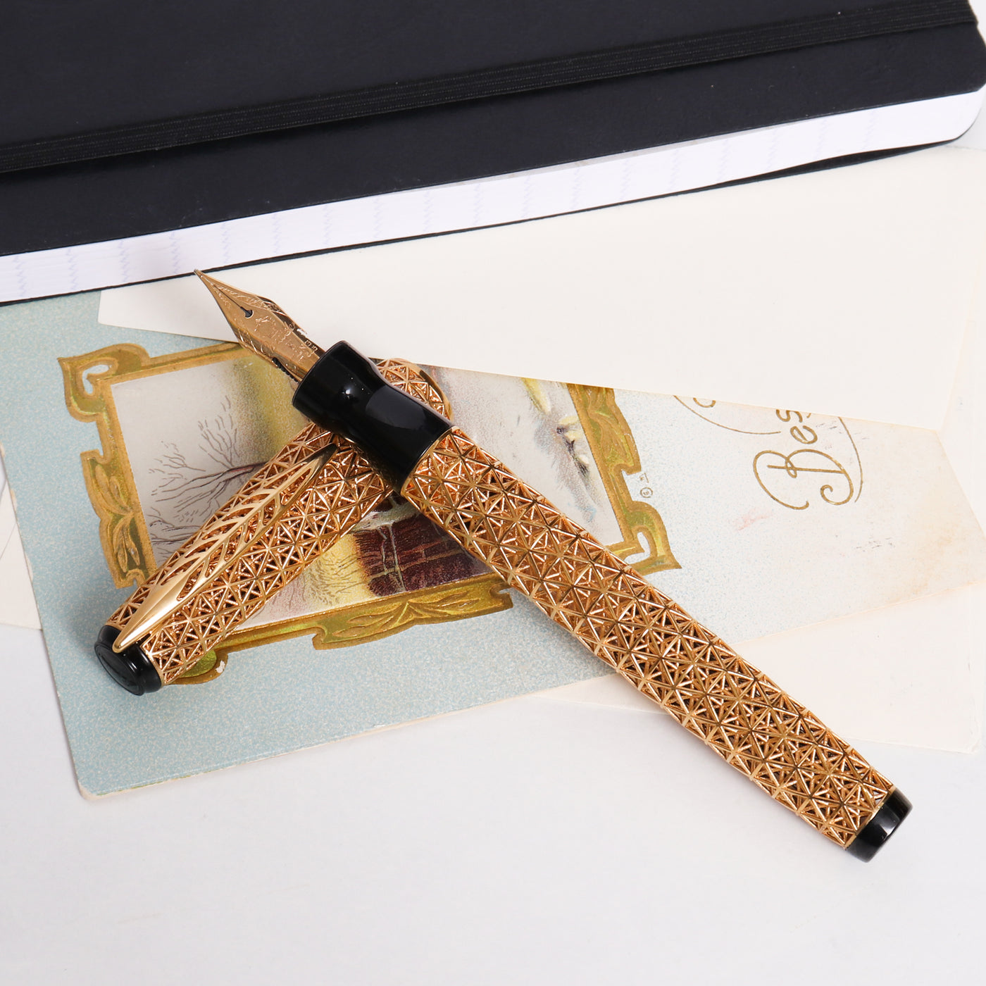 Pineider Psycho 18k Solid Yellow Gold Fountain Pen - LE 1/1