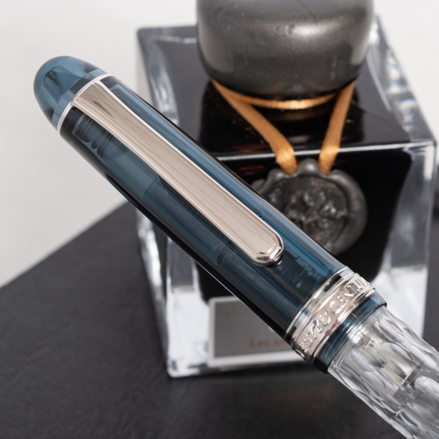 Platinum 3776 Century Limited Edition Uroko Gumo Fountain Pen cap