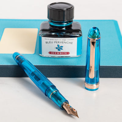 Platinum 3776 Century Special Edition Sands of Komodo Fountain Pen demonstrator