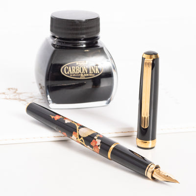 Platinum Classic Maki-e Warbler Design Fountain Pen uncapped