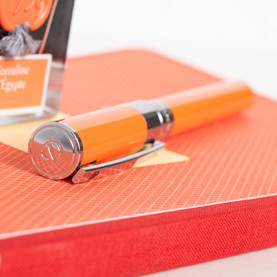 ST Dupont D Initial Orange & Chrome Fountain Pen cap top