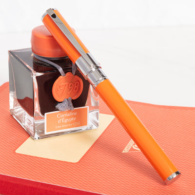 ST Dupont D Initial Orange & Chrome Fountain Pen capped