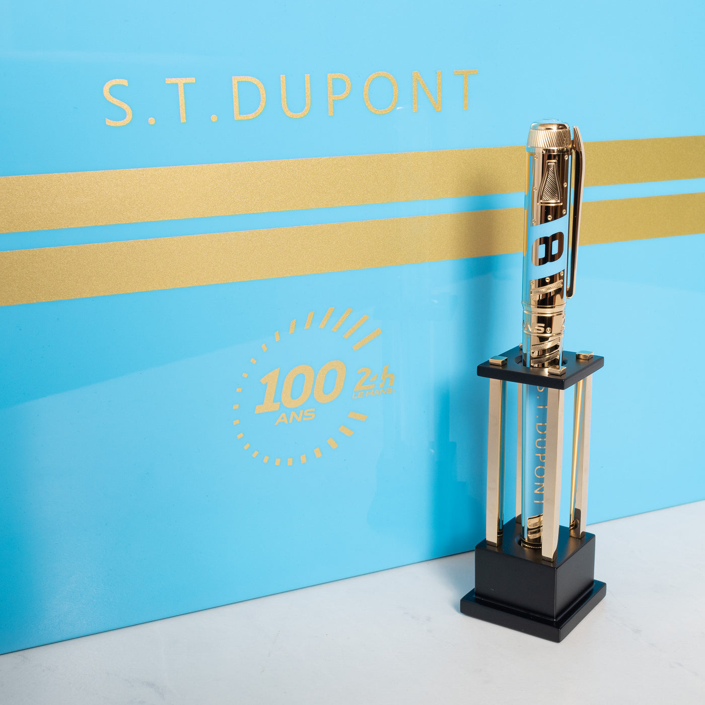 ST Dupont Le Mans 24 Hour Prestige Fountain Pen Writing Kit Gold