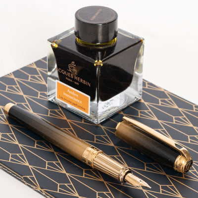 ST Dupont Line D Large Sunburst Fountain Pen brown
