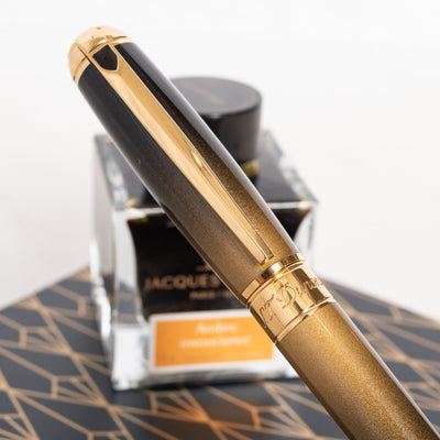 ST Dupont Line D Large Sunburst Fountain Pen clip