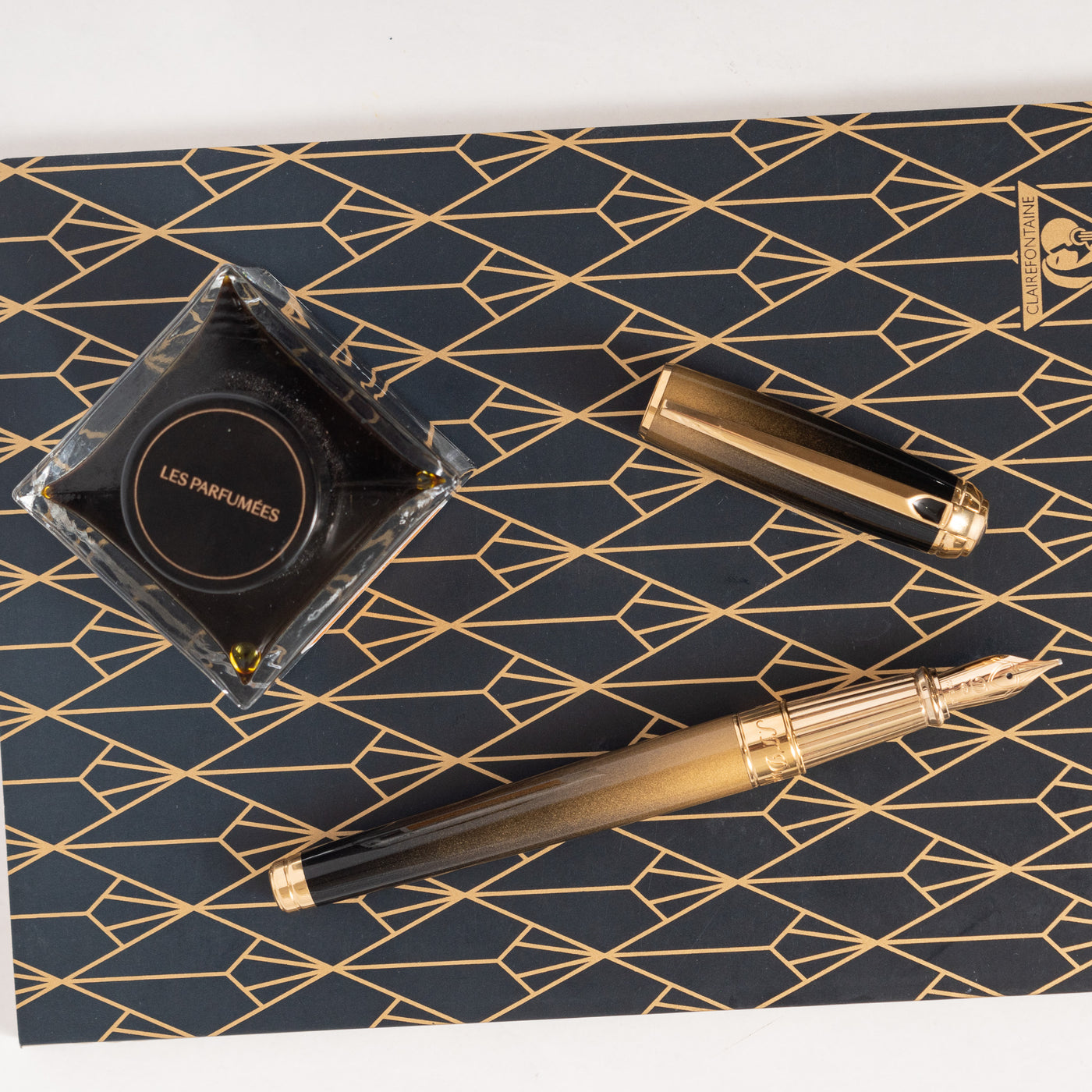 ST Dupont Line D Large Sunburst Fountain Pen preowned