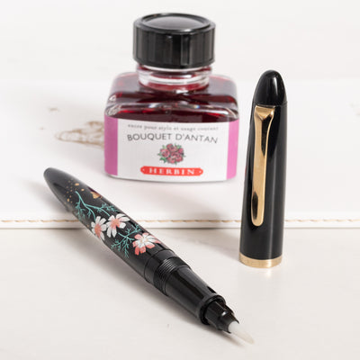 Sailor 1911 Black Maki-e Brush Pen fountain pen ink